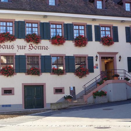 Gasthaus Zur Sonne Aesch  Exteriör bild