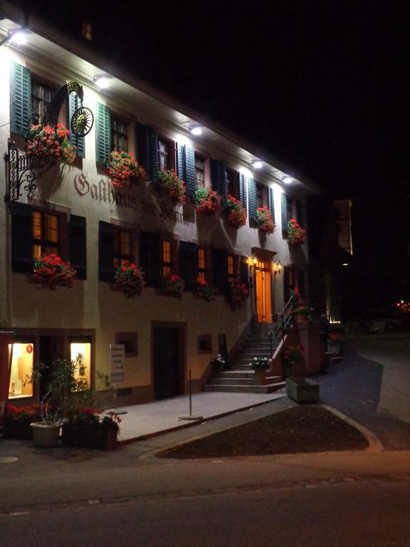 Gasthaus Zur Sonne Aesch  Exteriör bild